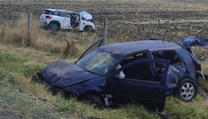 Ситроен с габровска регистрация се удари във Фолксваген на 345-ти километър