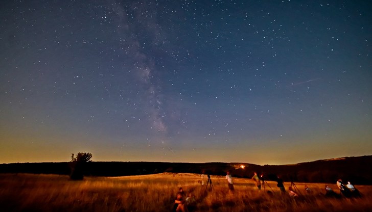 Градското фотографско дружество организира традиционен фотолов за метеорния дъжд