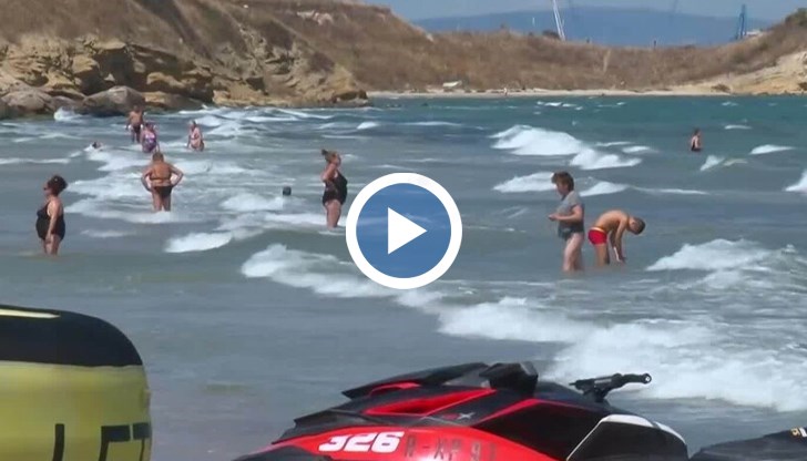 Спасители алармират за опасни морски течения