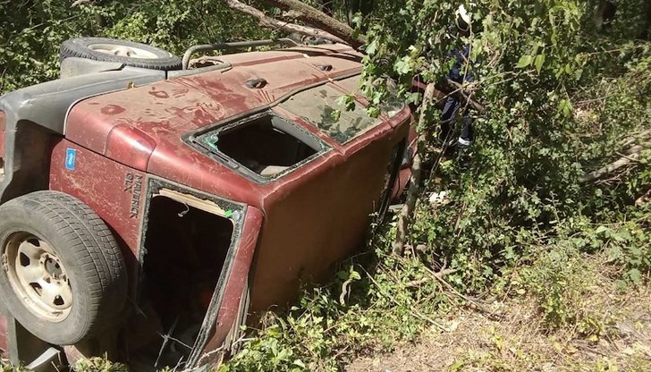 Шофьорът с положителен тест за амфетамин се преобърнал извън пътното платно