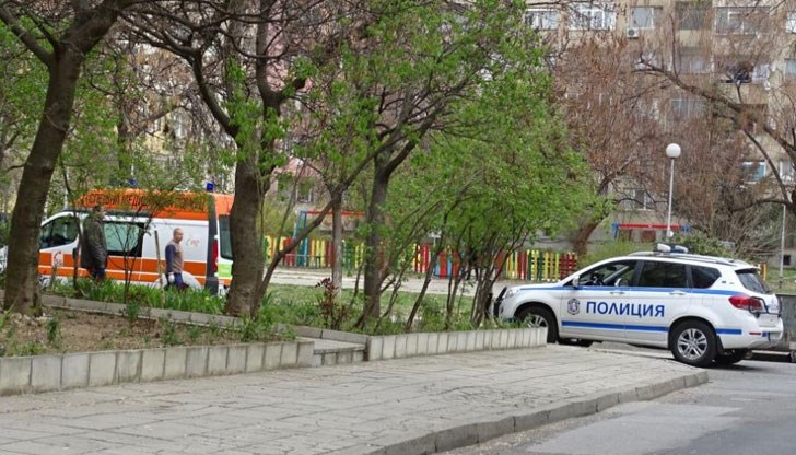 18-годишната тийнейджърка е открита мъртва зад стадион "Христо Ботев" 18-годишната тийнейджърка е открита мъртва зад стадион "Христо Ботев"