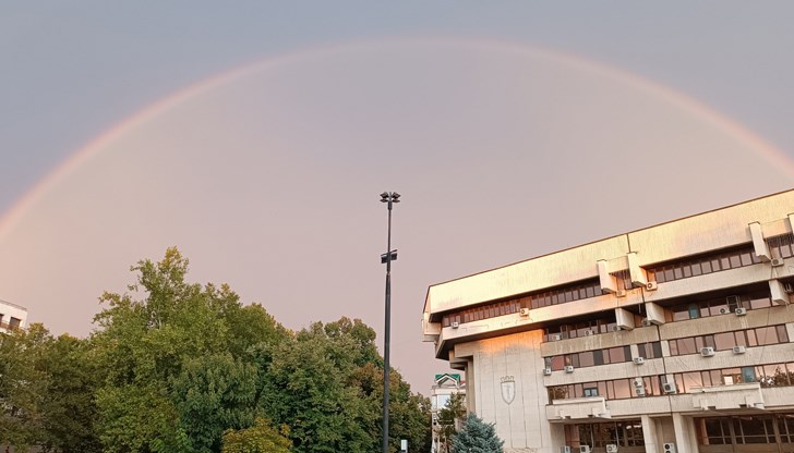 Природен феномен изпрати месец август в Русе