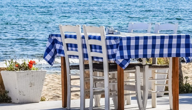 Порция калкан струва 36 лева, а сутляш във Варна - 13 лева