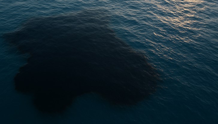 Изтекоха 30 куб. метра нефт край руския град Новоросийск