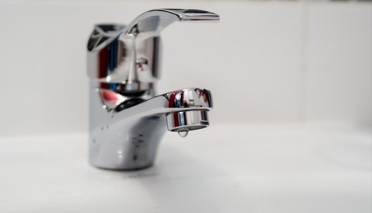 Екипи работят денонощно за възстановяване на водоподаването до полунощ