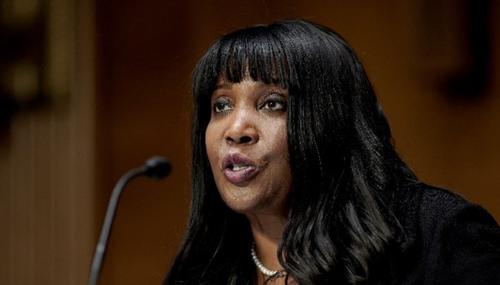 Президентът на САЩ освободи Кук от поста ѝ в централната банка