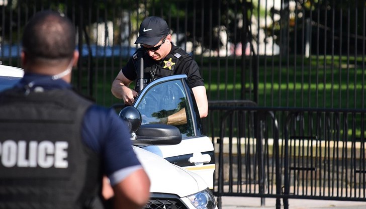 Има съмнение, че Тейлър Адам Лий е искал руско гражданство в замяна на класифицираната военна информация Има съмнение, че Тейлър Адам Лий е искал руско гражданство в замяна на класифицираната военна информация