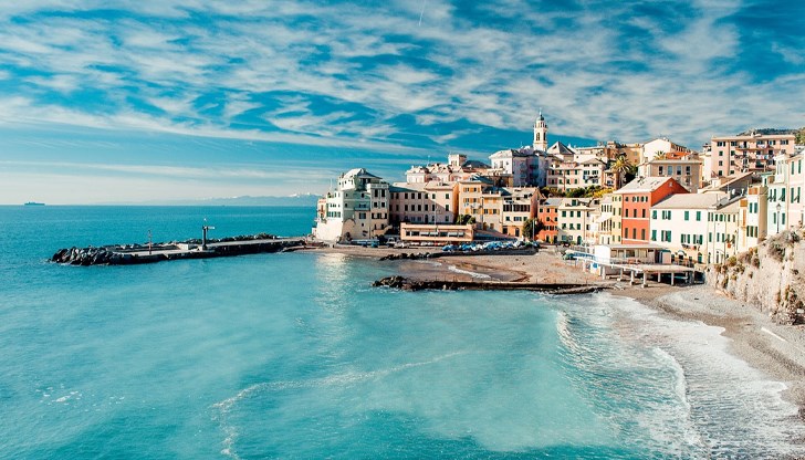 Гръцките власти се тревожат от "черен Airbnb" сред българските собственици