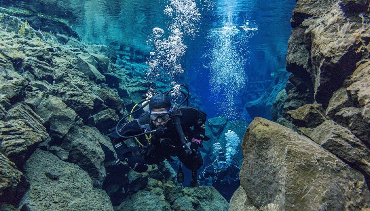 Местни граждани се включиха в операцията, използва се сонарна техника