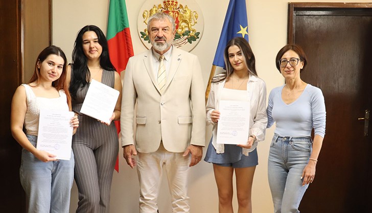 Драгомир Драганов: Стажовете дават увереност на младите и са шанс за работодателите да открият нови таланти