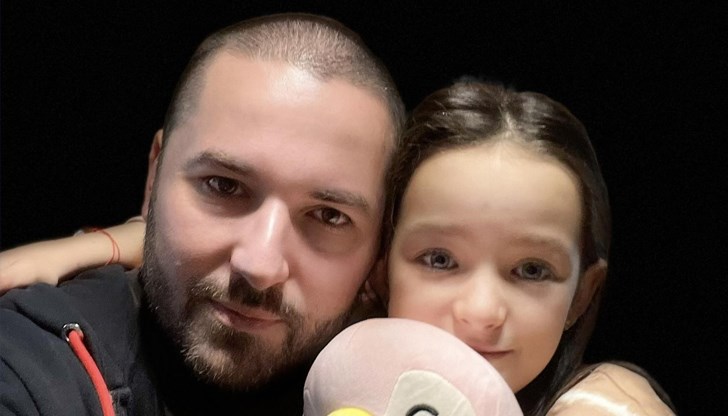 Първата изложба ще бъде с творби на загиналото при катастрофа 12-годишно момиче