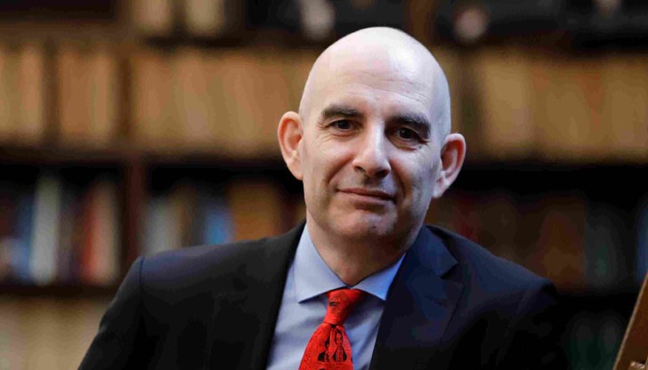 Съдът прие, че изразяването на мнение е конституционно право