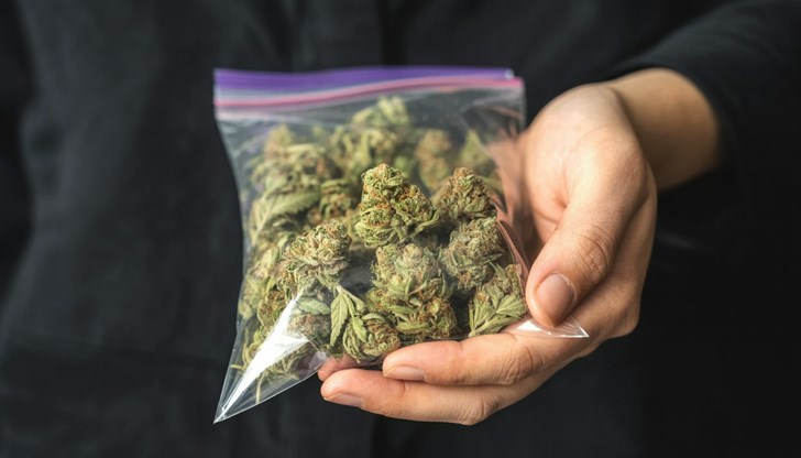 Младежът е задържан за срок до 72 часа с прокурорско постановление