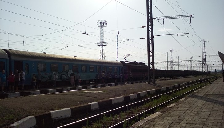 БДЖ публикуваха препоръки за безопасност след трагичния инцидент край Клисура БДЖ публикуваха препоръки за безопасност след трагичния инцидент край Клисура