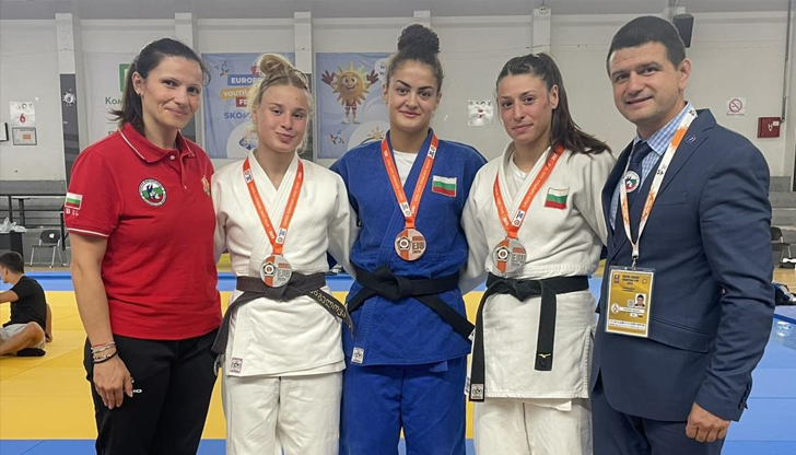 София Рангелова завоюва сребро, а Снежана Граматикова и Надие Жаафар