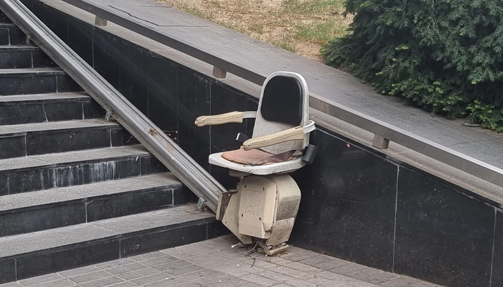 Експерт установи волтаж между 50 и 80 волта - възложена