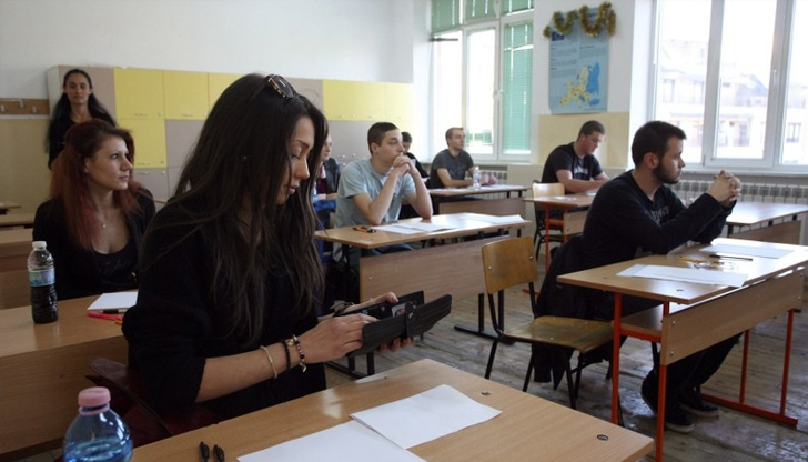 Над 140 ученици бяха допуснати до матурите в региона, но