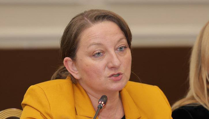 Промените в Кодекса на труда ще засегнат родители на ученици