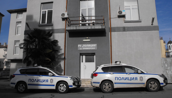 В колата на 25-годишната жена е открито пликче с метамфетаминНа