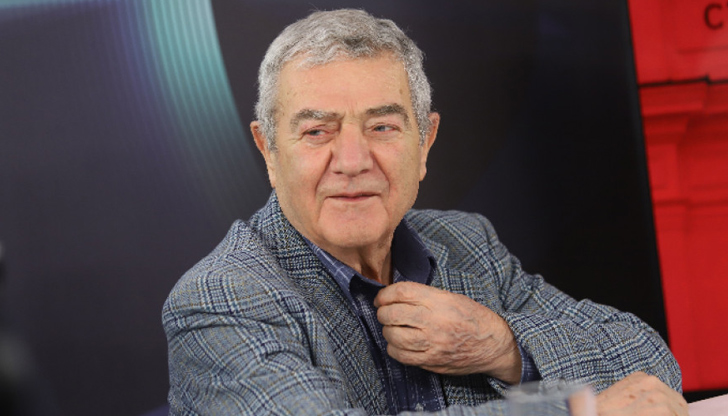 Писателят е роден в село Червена водаДнес, на 7 август,