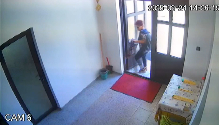 Охранителни камери запечатаха действията на крадлатаВ три населени места от