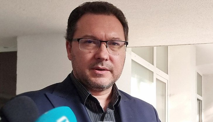 Даниел Митов каза, че остарял закон от 1958 година връзва