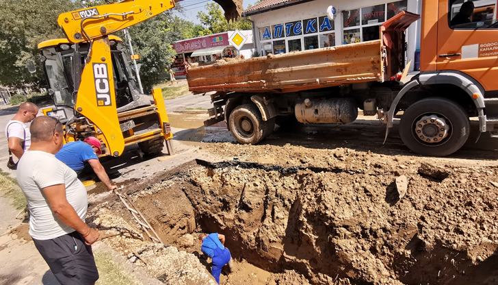Аварии и планови ремонти оставят без водоподаване части от града