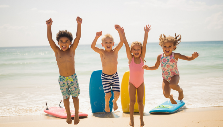 Те ще бъдат настанени в хотел в Сарафово за възстановяване