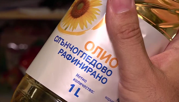 Сушата удари реколтата от слънчоглед с 50% спадРеколтата от слънчоглед