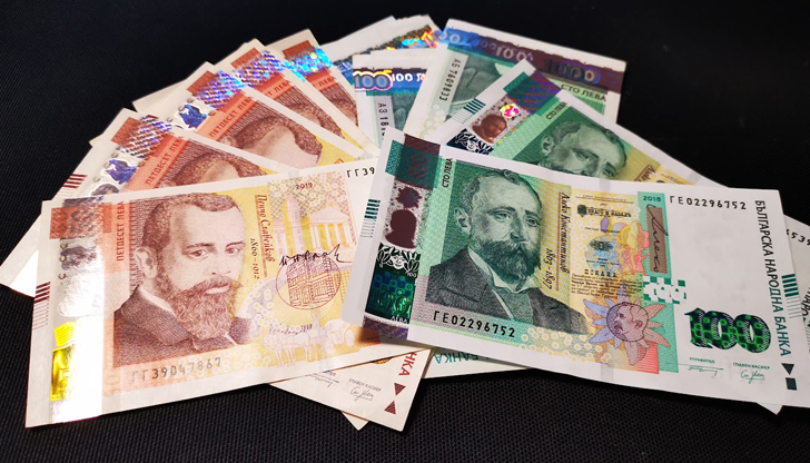 Въпреки ръста на доходите, над 40% от българите не могат