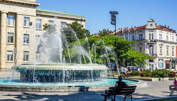 В региона има точно 1633 мъже с името АлександърДнес, 30