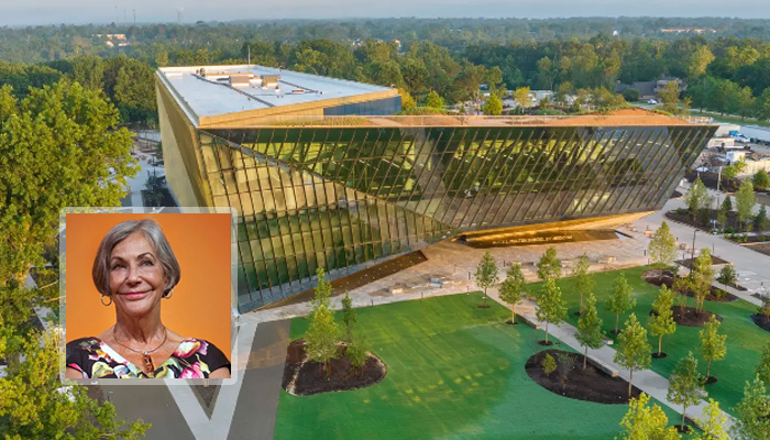 Първият випуск включва 48 студентиНа 14 юли 2025 година в