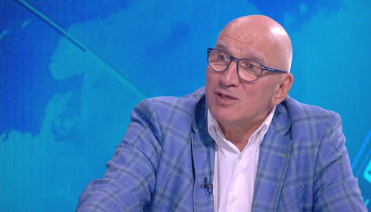 Финансистът съветва хората да обменят събраните монети навреме и да