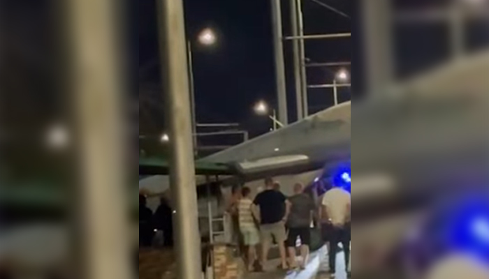 Военният самолет се блъсна в ограда на булевард Аршакуняц през