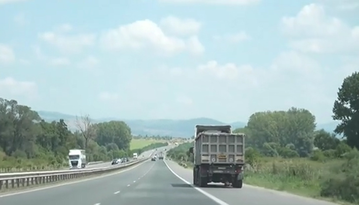 Тенчо Тенев: Това не е магистрала, а второкласен път, осеян