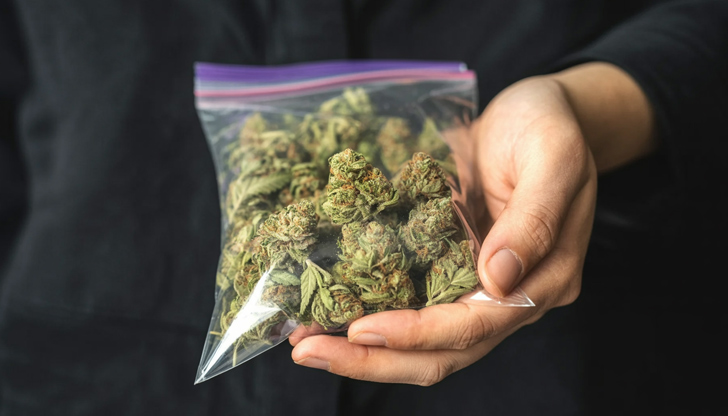 Младежът е задържан за срок до 72 часа с прокурорско