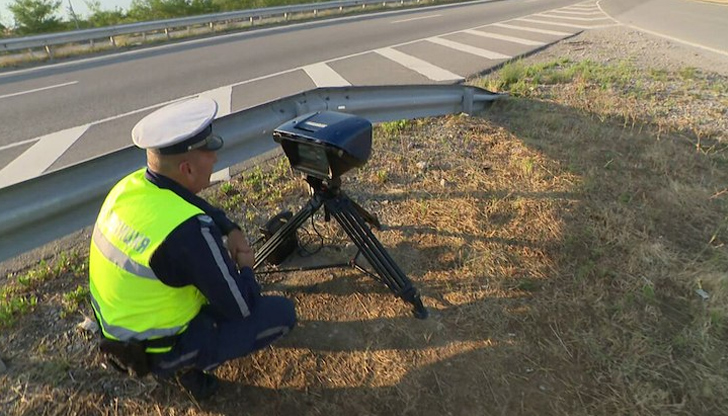 Устройствата засичат нарушения в трите ленти едновременно и различават типовете