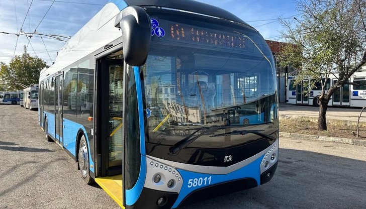 Инцидентът е станал на спирка по булевард Гоце Делчев83-годишна жена