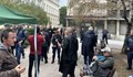 Граждани протестират пред централата на ДПС – Ново начало