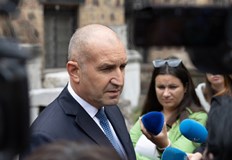 Президентът обсъди с Радмила Шекеринска повишаването на инвестициите в сферата