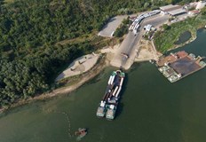 Движението по Дунав мост при Русе остава затруднено заради продължаващия