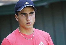 16 годишният тенисист победи Александър Василев в историческия български финал в