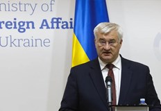 Москва настоява за среща на своя територия Киев категорично отказваПредложението