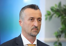 Два антибиотика и два противовирусни медикамента ще се изписват без