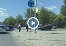 Инцидентът стана близо до магазин Зора Автомобил Фолксваген се преобърна зрелищно