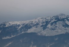 Синоптици прогнозират сняг в планините и риск от наводнения по