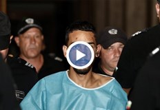 Шофьорът на автомобила врязал се в автобус на градския транспорт