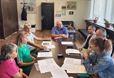 Драматичният театър подготвя испанска комедия а Кукленият театър – мащабен