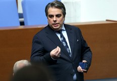 Законопроектът позволява получаване на заплата и пълно обезщетение едновременноДепутати от