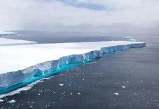 Топенето на ледника A23a показва по бързо затопляне в Антарктика от